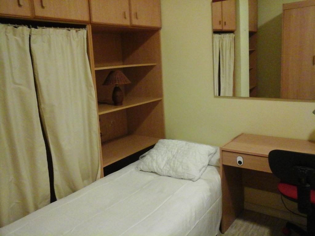 Apartament Fira L'Hospitalet de Llobregat Bagian luar foto